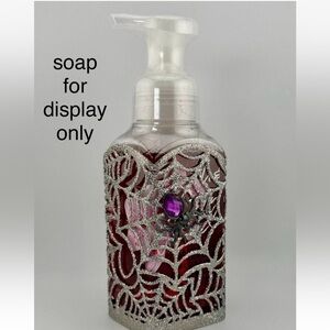 Bath & Body Works 2020 Halloween Sparkly Spiderweb Soap Dispenser Sleeve NOS**